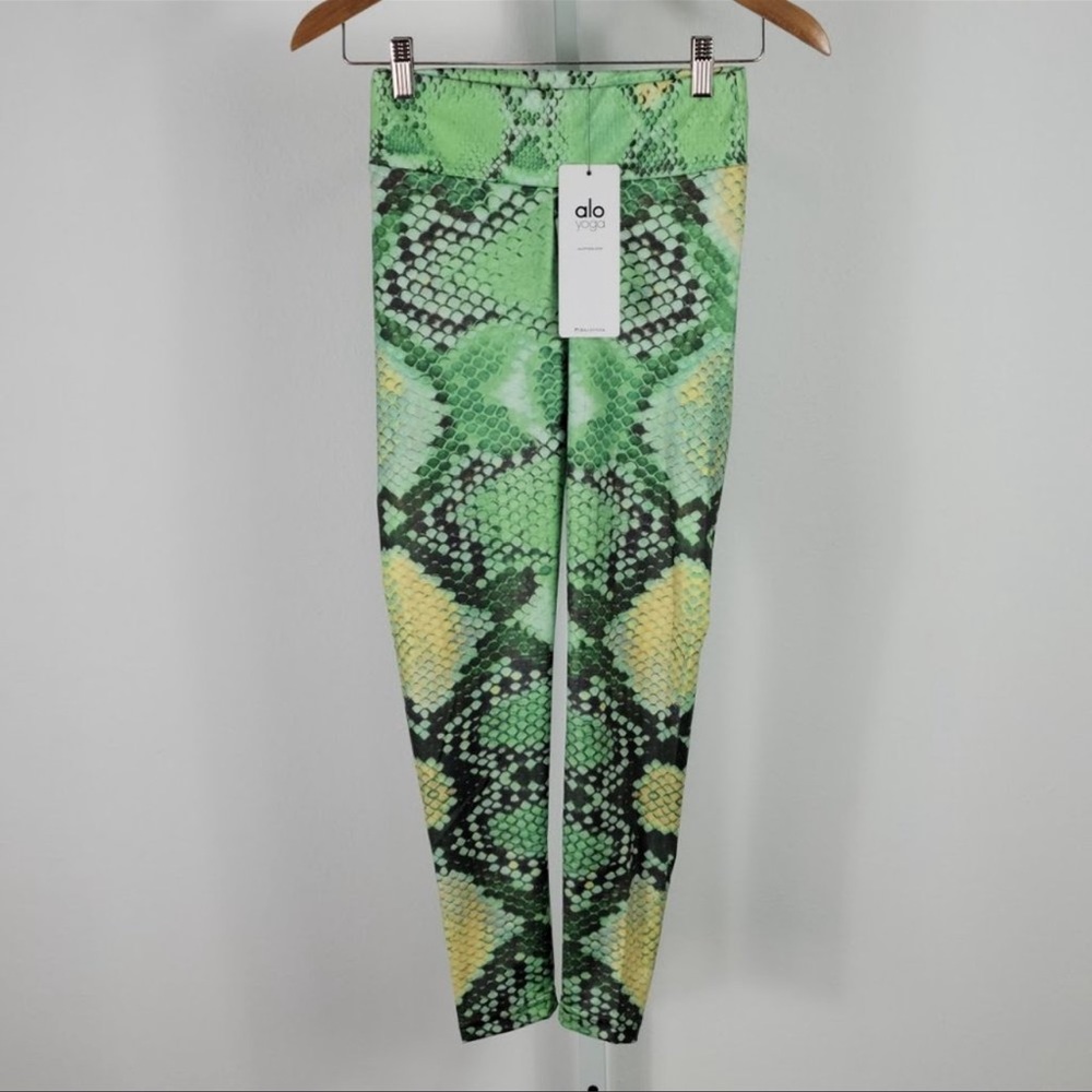 ALO  Snakeskin vapor Leggings green Sz S